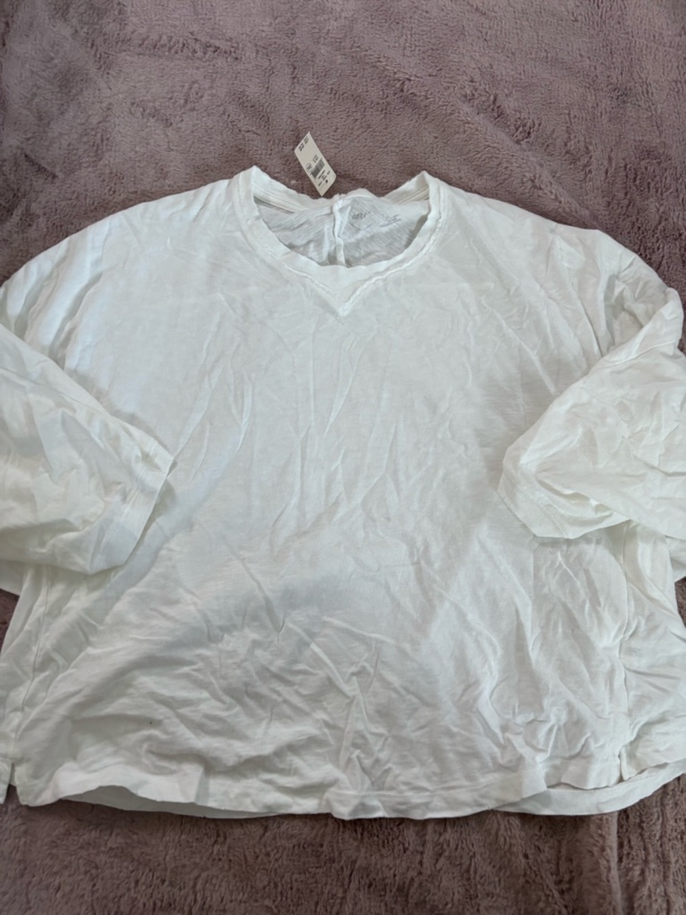 Aerie White Raw-Edge V-Neck Tee